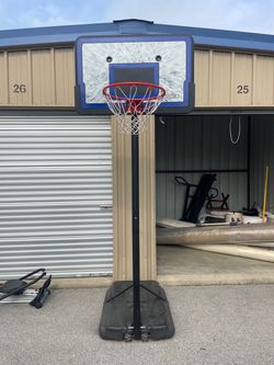 Basketball hoop
