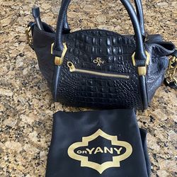 orYANY Woman's Leather Croco Satchel, Black