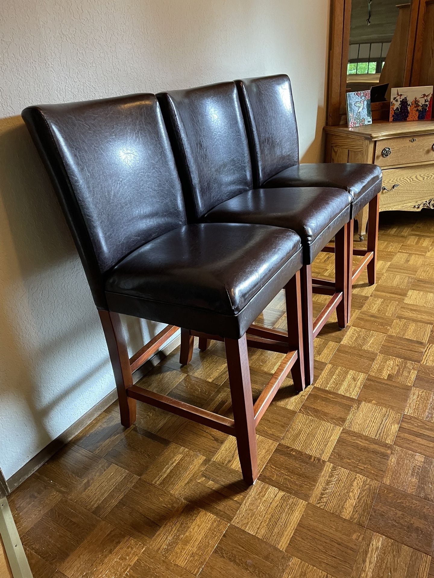 Free Counter Height Bar Chairs