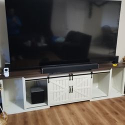 FREE TV STAND FREE