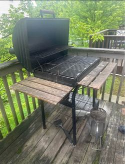Charcoal grill