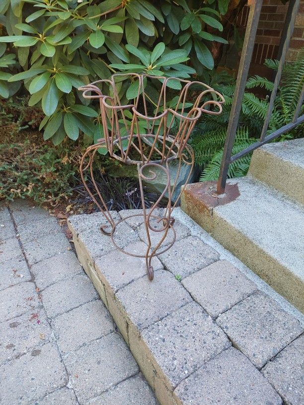 Plant Stand