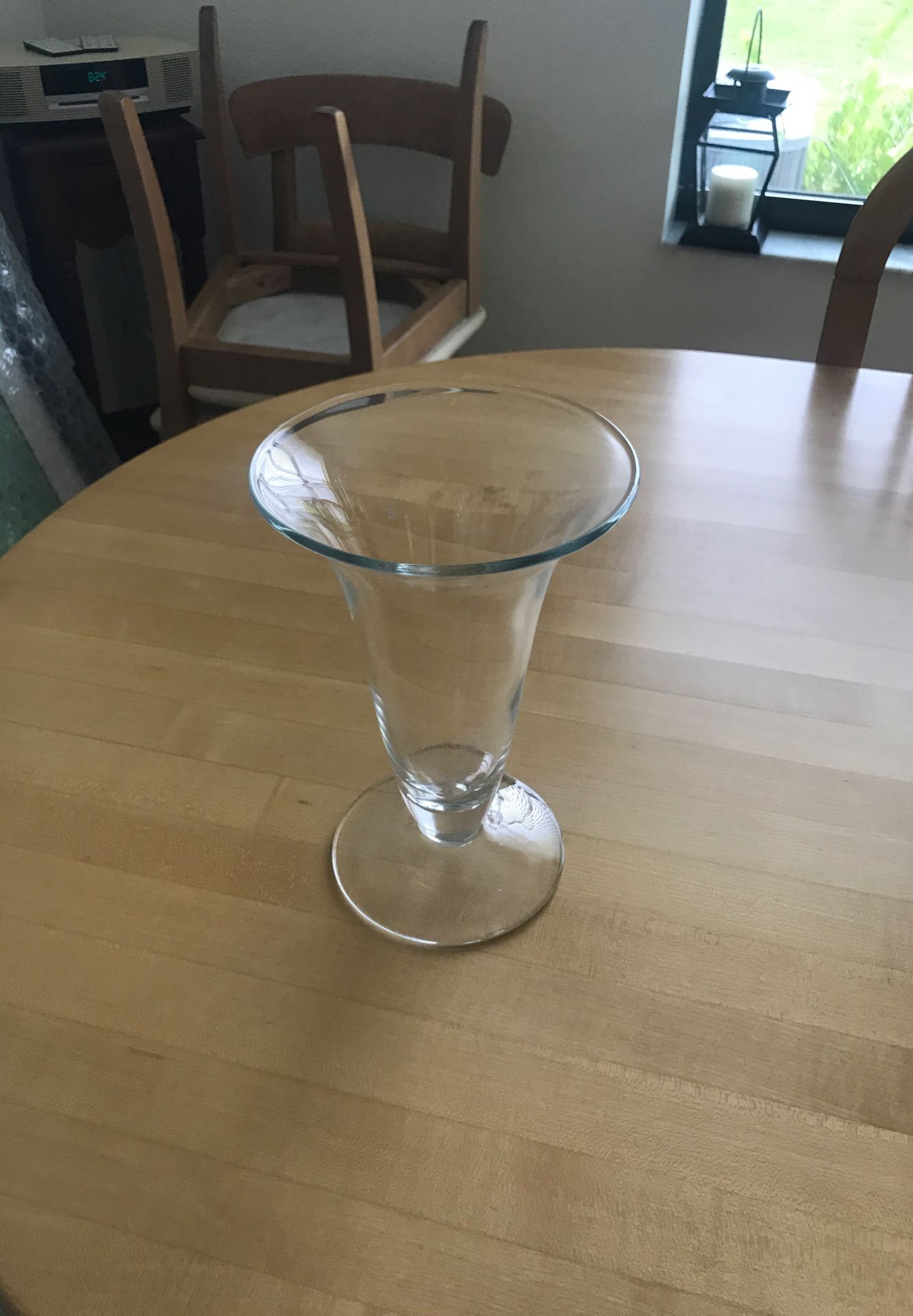 Clear glass vase