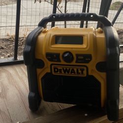 DeWalt Radio 