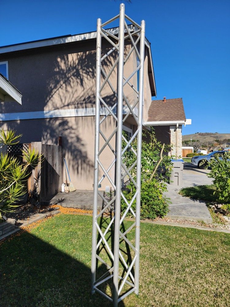 4 . Aluminum Truss 10ft Columns Dj Sound Lighting