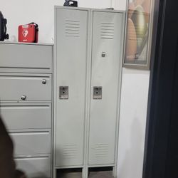 Set Of 2 Lockers