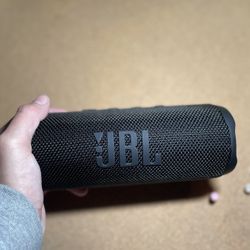 JBL Flip 6
