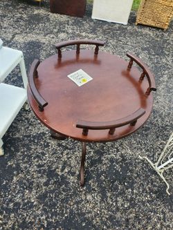 Round Wood Table