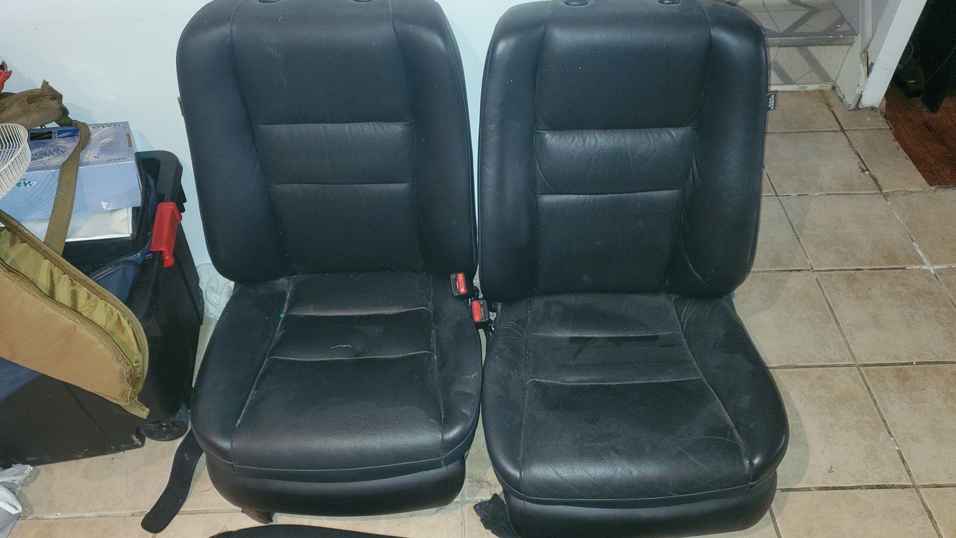 Acura rl front seat