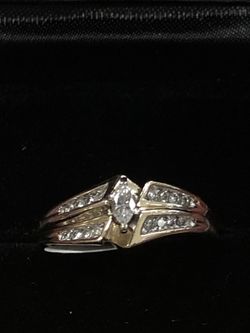 10 K GOLD ENGAGEMENT RING SET 1/5 CT. DIAMOND SIZE 8