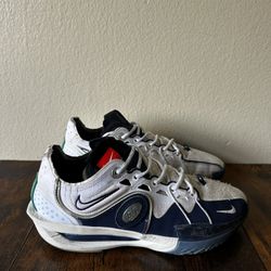 Nike GT Cut 3 Size 9.5 Men’s