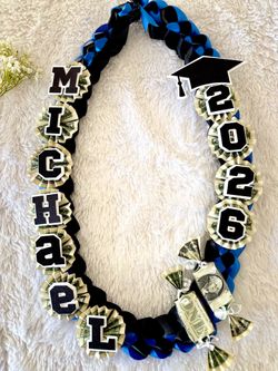 Graduation lei/ graduation sash/ graduation ribbon lei/ graduation gifts