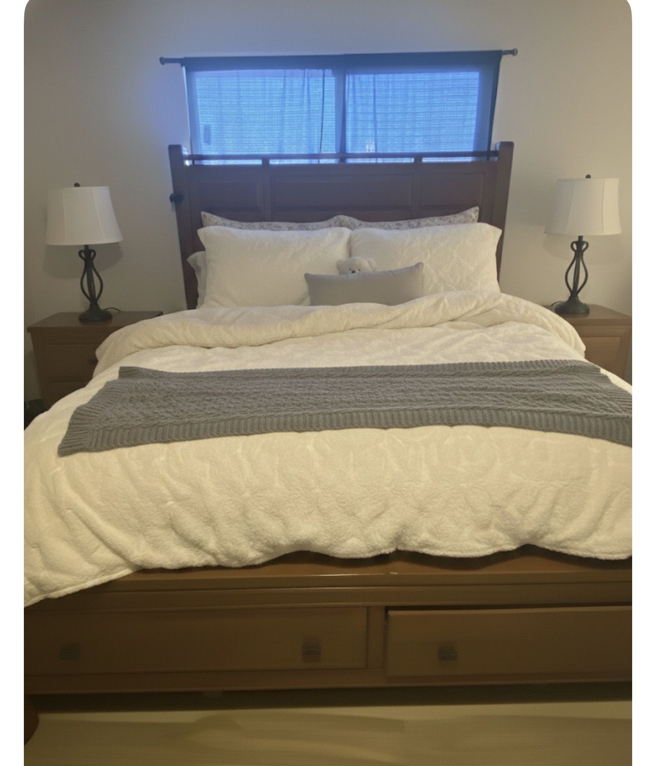 Hard Wood Cal King Bedroom Set