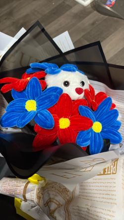 Pipe cleaner flower’s decorations