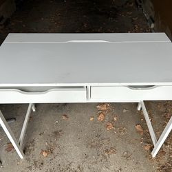 Desk and computer chair