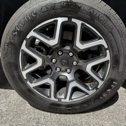 Four 275-55 R20 Used Tires