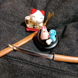 Maneki Neco beckoning cat miniature bunny bead, toadstools and miniature samurai sword stamped Japan