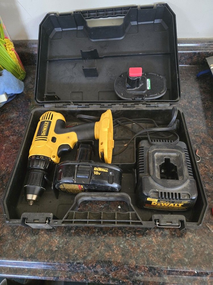 18 Volt Drill
