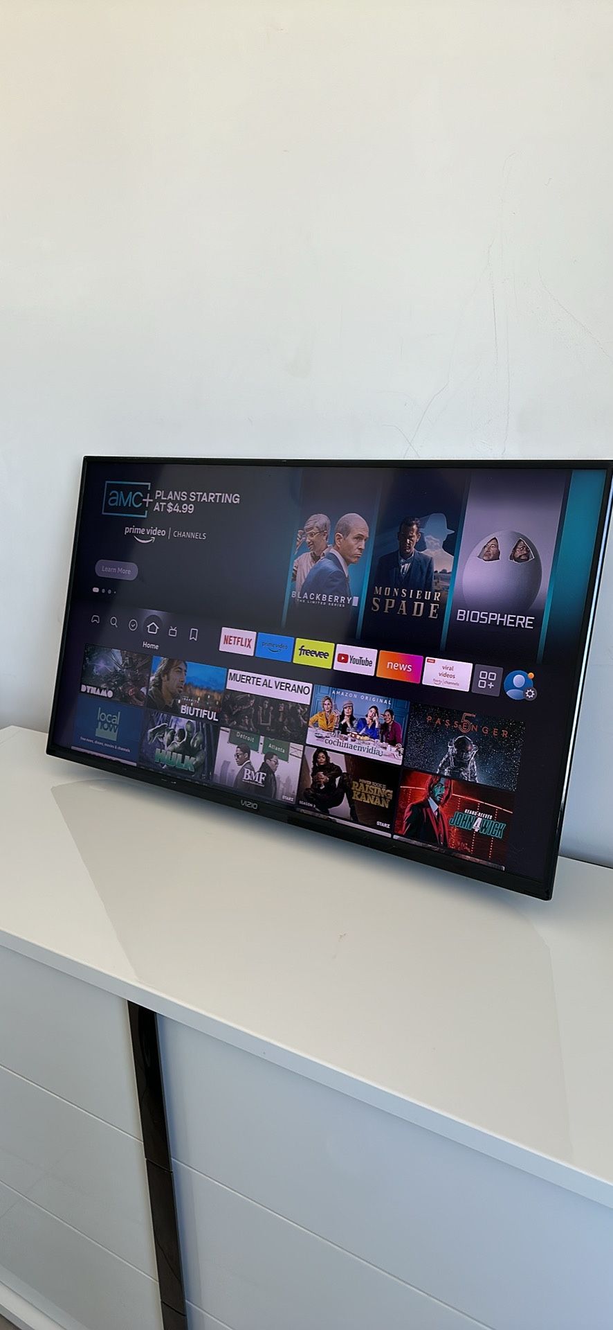 Vizio 32” smart TV WITH 4k Amazon Firestick!