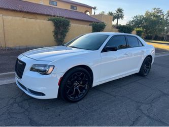 2019 Chrysler 300