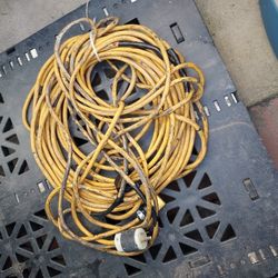 100ft 20AMP Yellow Cord