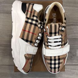 BURBERRY SHOES