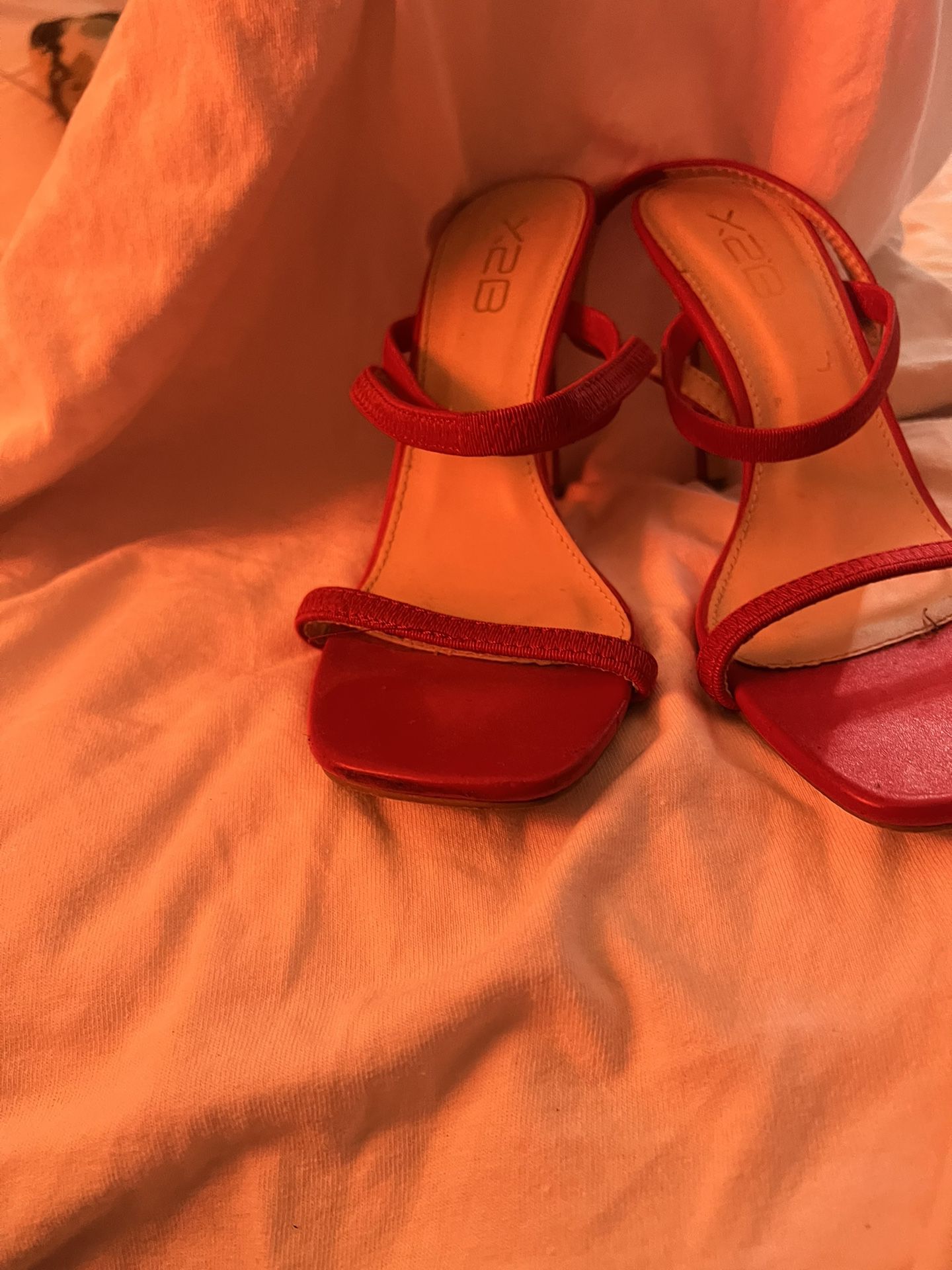 Red Elastic Heel