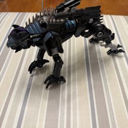 Transformers Revenge Of The Fallen Deluxe Class Revage Figure  