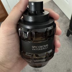 SpiceBomb 🤩 - BARELY USED