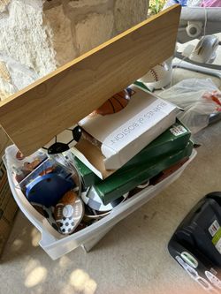 Miscellaneous Sport Decor, Picture Frames, Soap Dispenser 