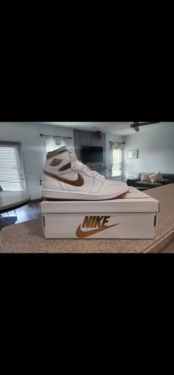 Jordan 1 gold womens