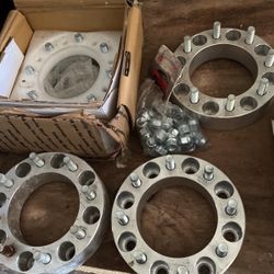 Ford to dodge or Chevy adapters brand new