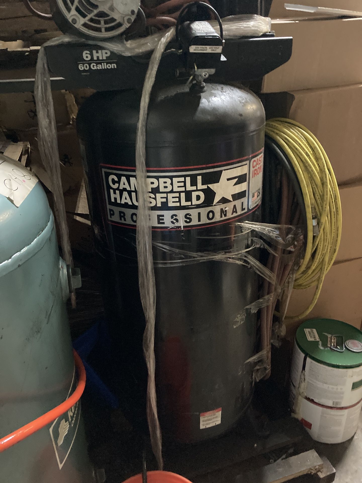 Campbell Hausfeld professional air compressor 6 hp 60 gallon excellent condition