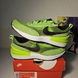 Size 2y - Kids Green Nike Waffle's - $75