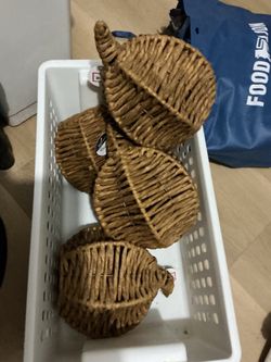 More Fall decorative items