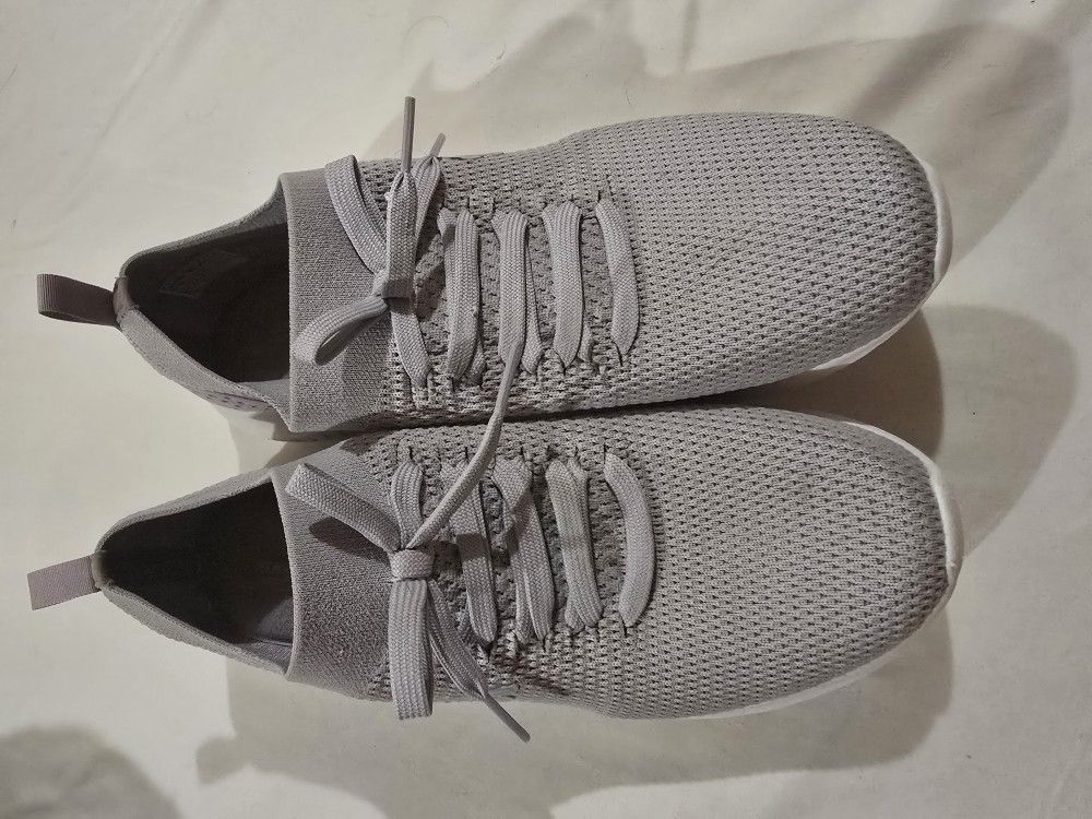 Sketchers Women's Slip In Sneakers