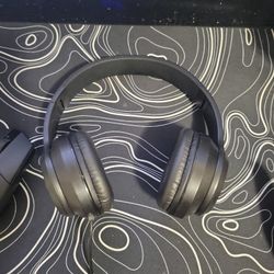 Wired Headphones 
