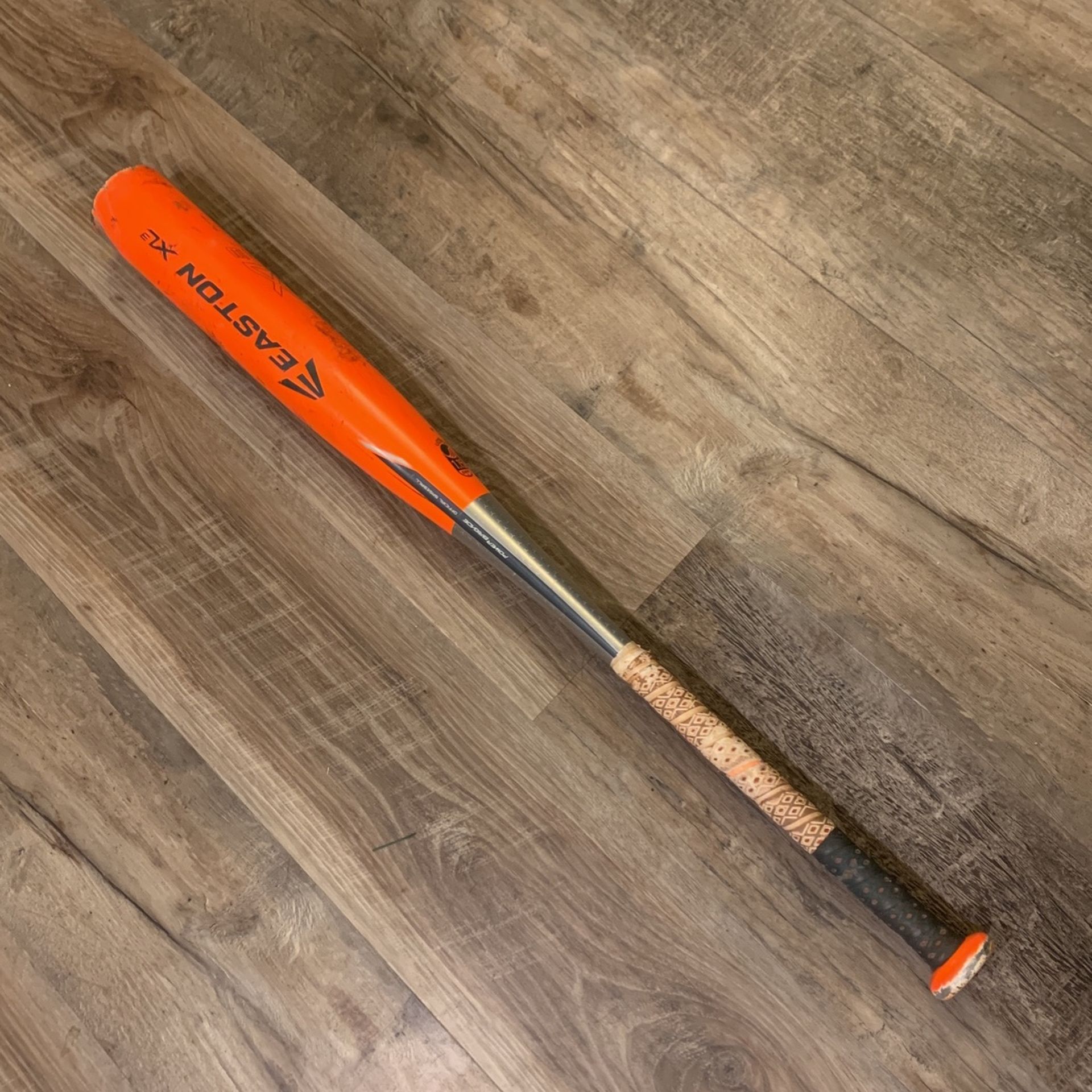 Easton XL3 Baseball Bat