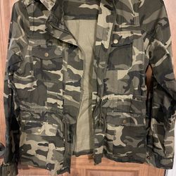Camo Jacket With Detachable hoodie