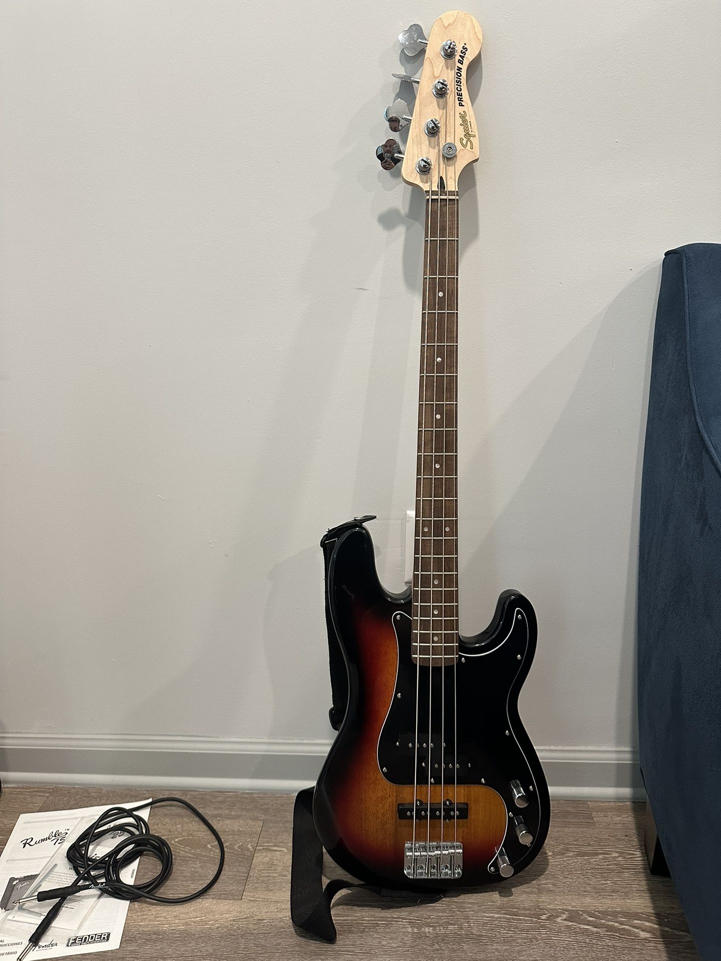 Fender Squier Affinity Limited Edition JP 3-Color Bass Guitar, Maybe Played 20 Times