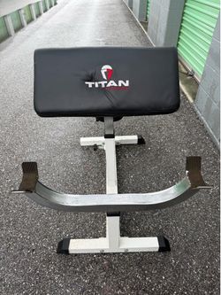 Preacher Curl Bench
