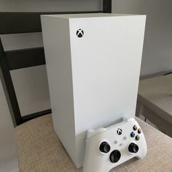 Microsoft Xbox Series X Digital Edition 1TB Robot White With Controller 