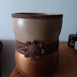 Decorative Ceramic Pot