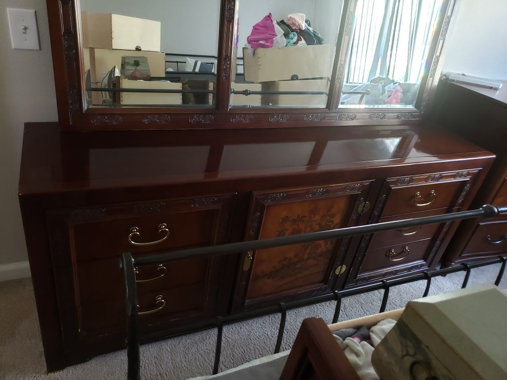 Bernhardt dresser with mirror