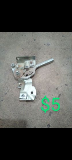 Mini bike throttle bracket