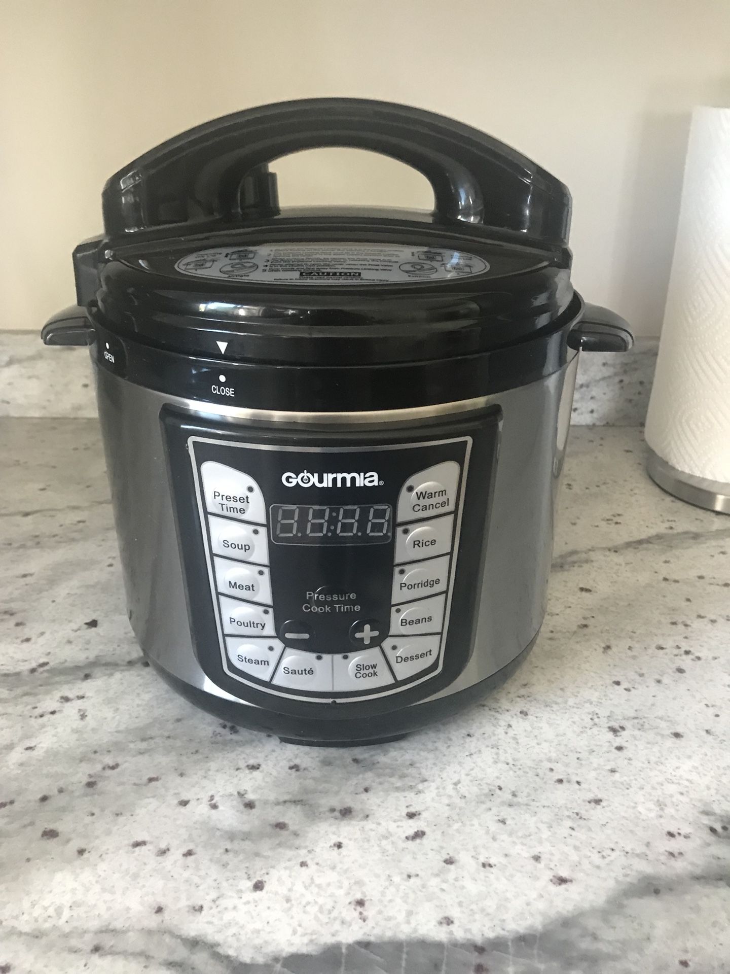 Gourmia pressure cooker