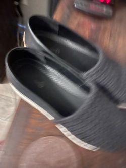 Black bear shoes