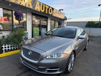 2011 Jaguar XJ