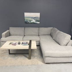 (FREE delivery) Light grey sectional couch