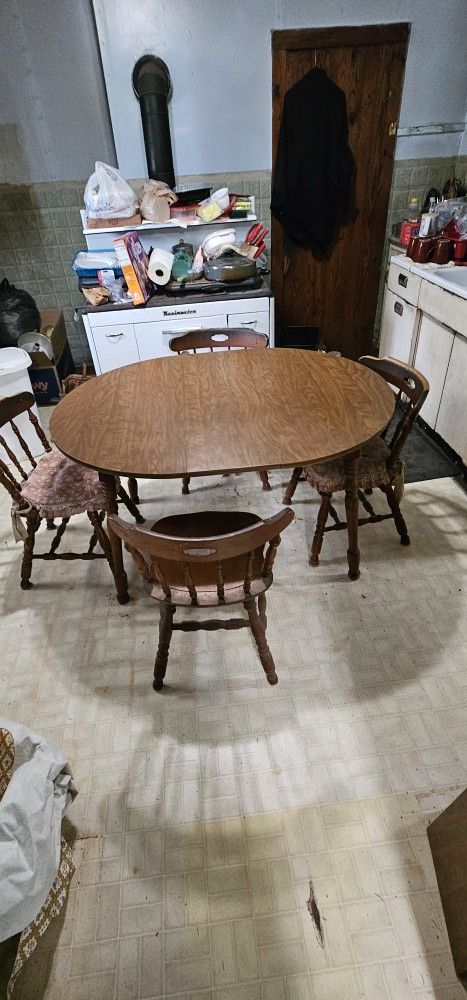 Dinning Table 